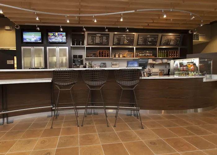 Courtyard By Marriott Houston City Place
