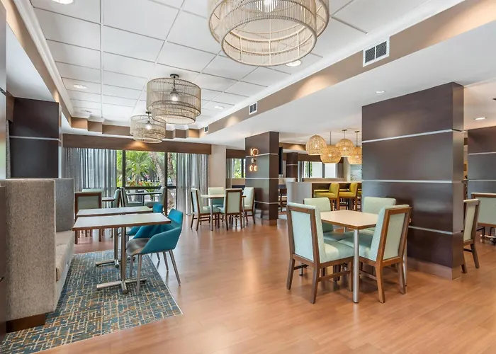 Hampton Inn Fort Myers-Airport & I-75
