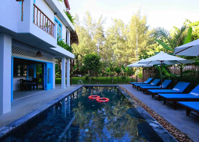 Life Beach Villa