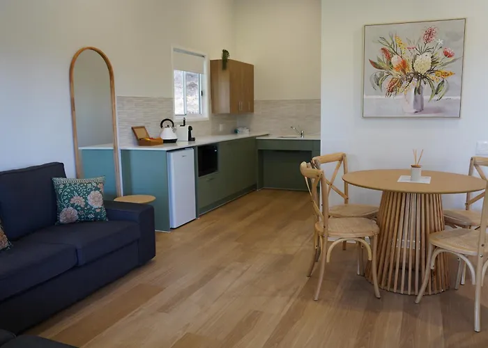 Sunshine Coast Hinterland Retreat - Yandina Station