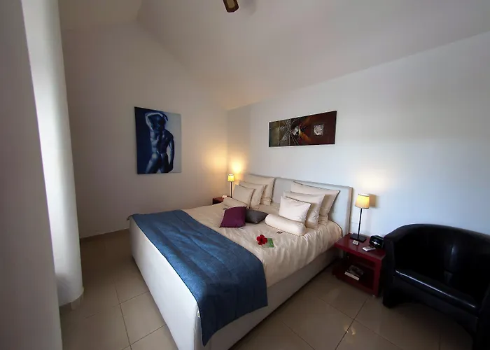 Birdcage Gay Men Resort And Lifestyle Hotel (Adults Only)