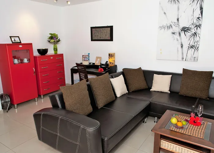 Birdcage Gay Men Resort And Lifestyle Hotel (Adults Only)