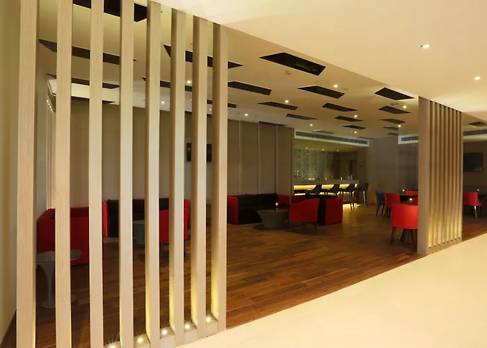 Ramada By Wyndham Lucknow Hotel And Convention Center