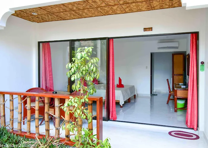 Alona Vida Beach Resort