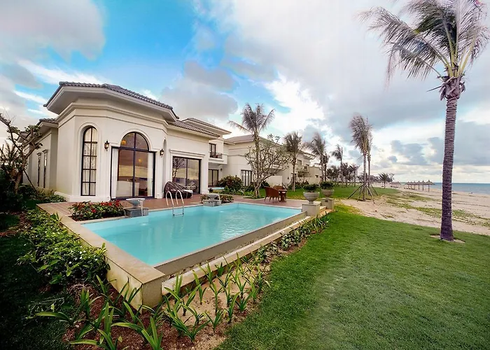 Vinpearl Cua Hoi, Affiliated By Melia