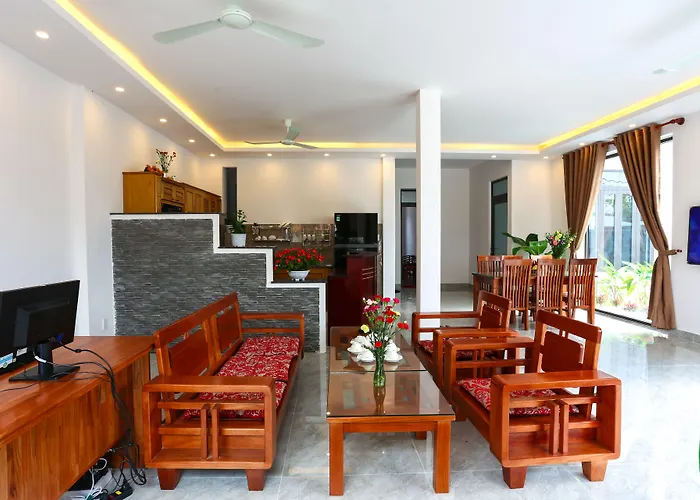 An Bang Beach Dolphin Homestay