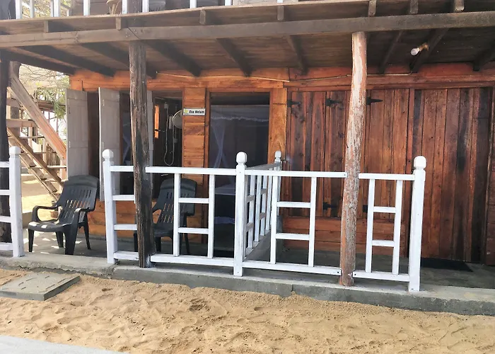 Dinuda Lagoon Hotel