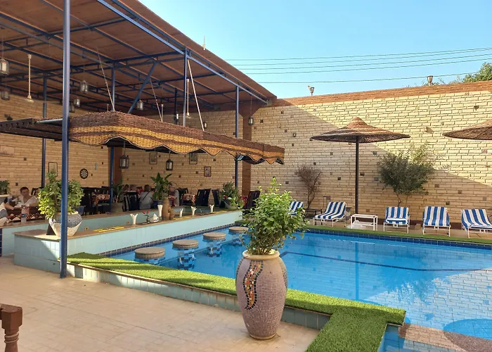 Nile Valley Hotel