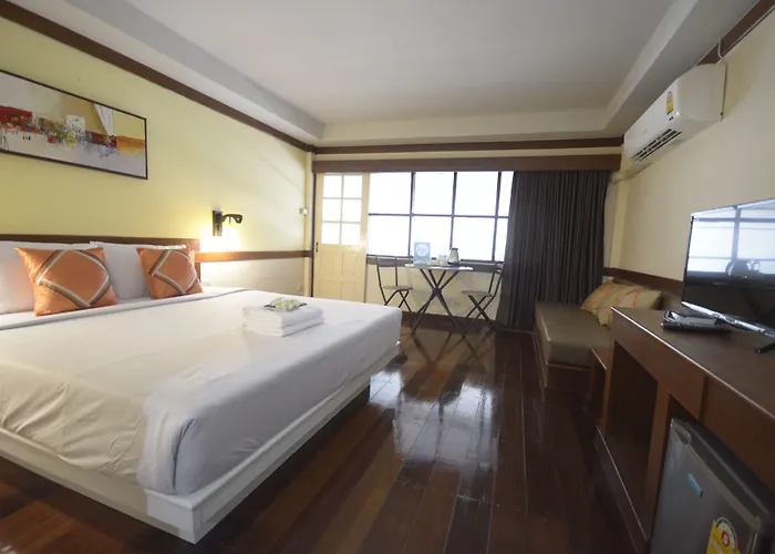 Irest Ao Nang Seafront