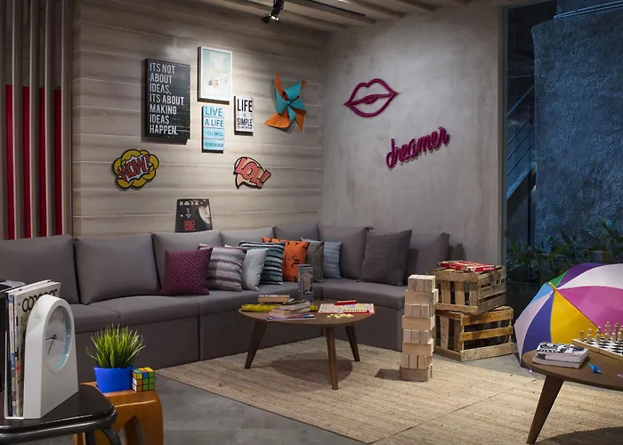 Moxy Bandung