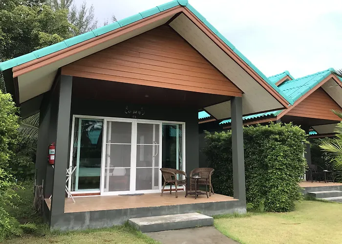 Hongte Khaolak Resort