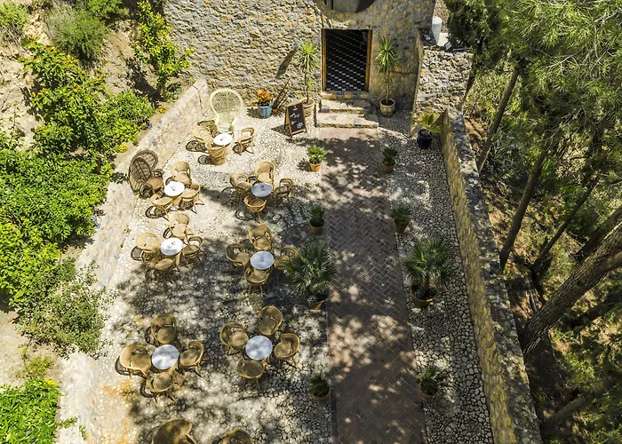 Hotel Castillo De Monda