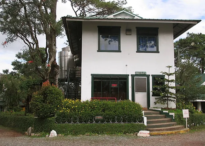 Pine Breeze Cottages