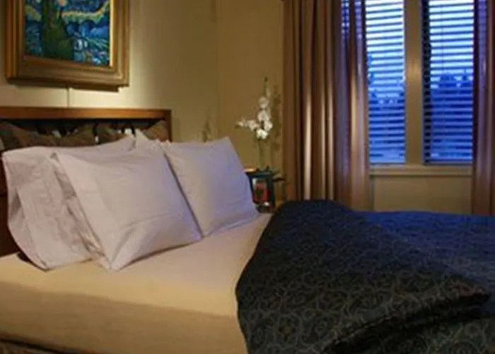 Lodge At Kingsbury Crossing