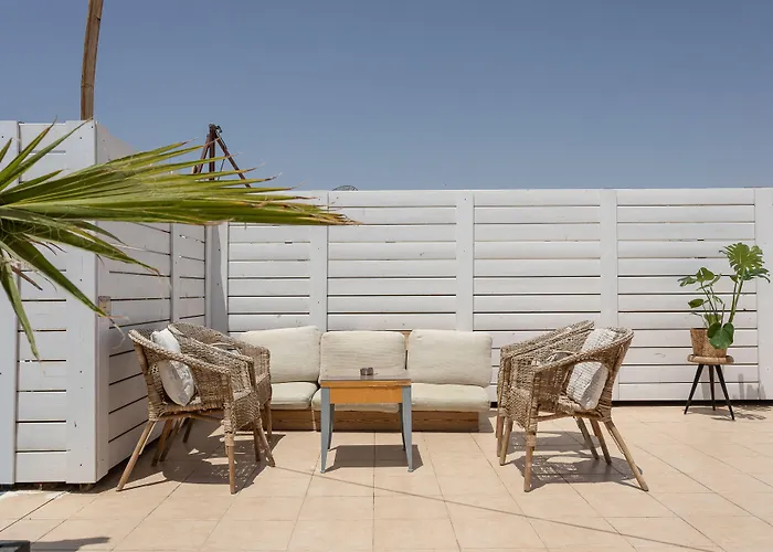 Little Prince Hostel-5 Min Walk To The Beach