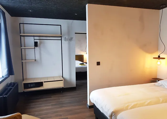Upstairs Hotel