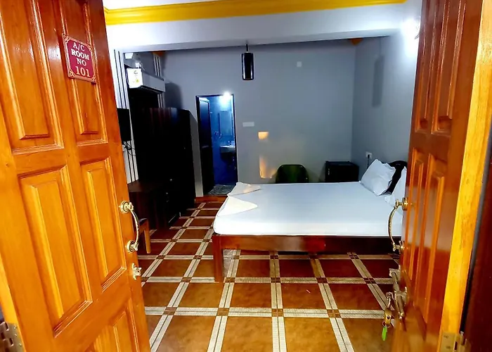 Morgim Beac̣H Room