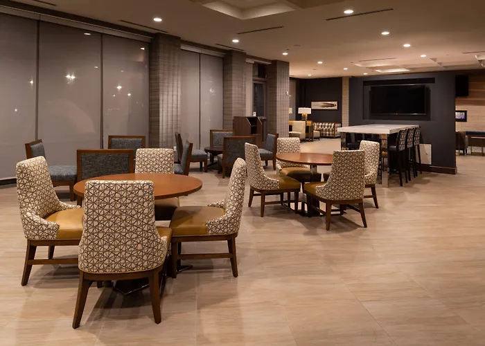 Courtyard By Marriott Charlotte Northlake