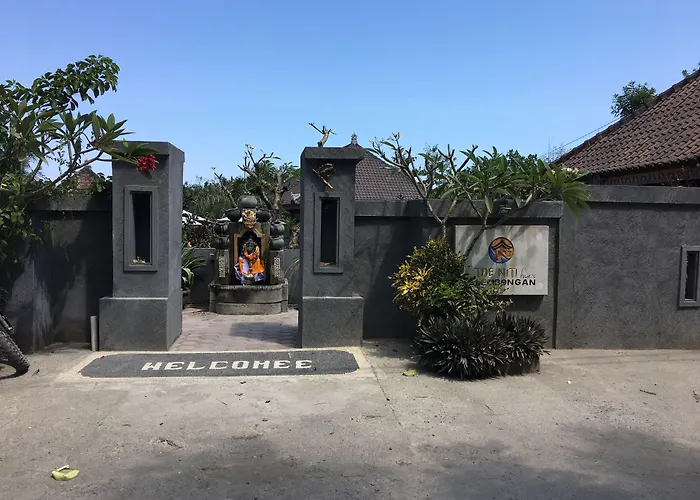 The Niti Hut'S Lembongan