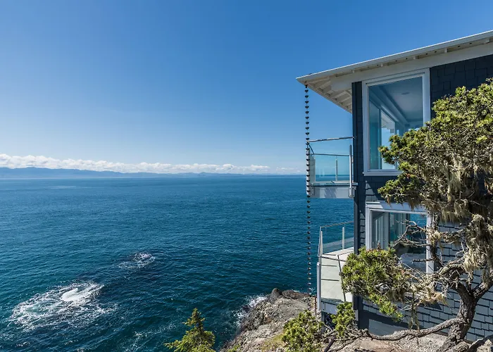 Sookepoint Ocean Cottage Resort