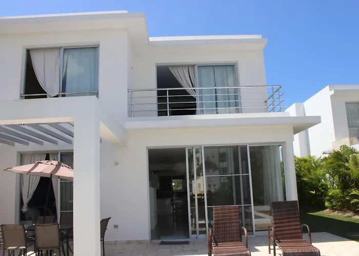 Villa Real Playa Nueva Romana