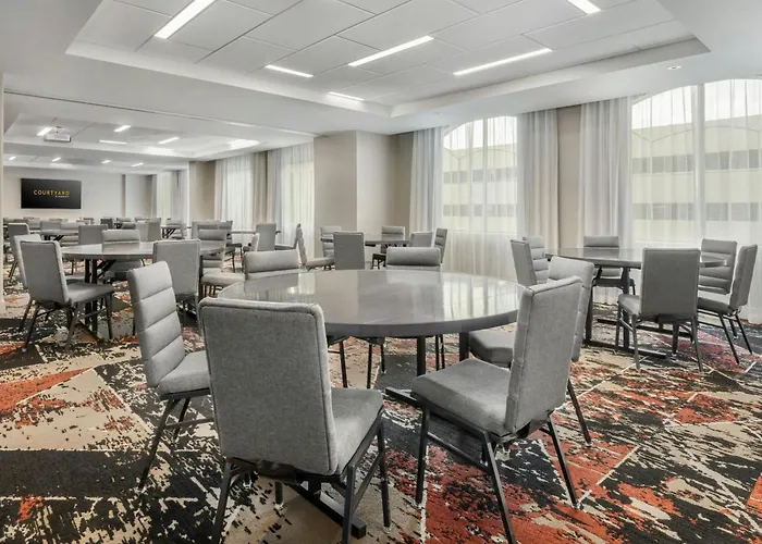 Courtyard By Marriott Athens Downtown