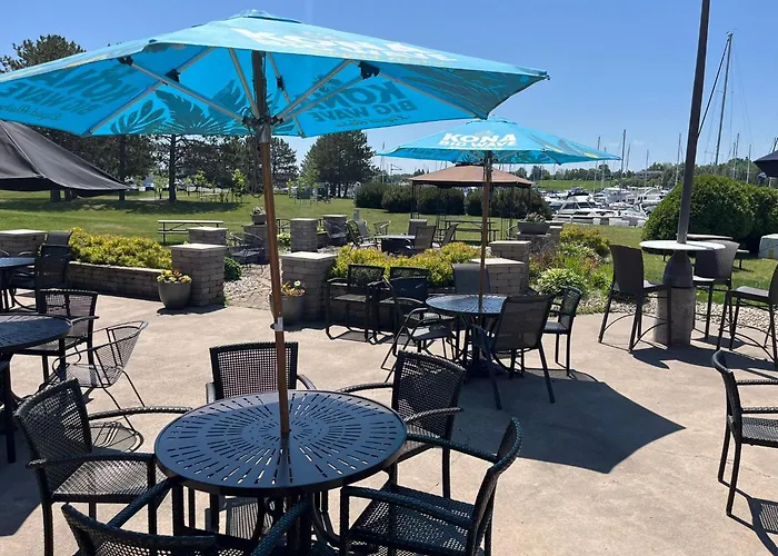 Barkers Island Inn Resort & Conference Center