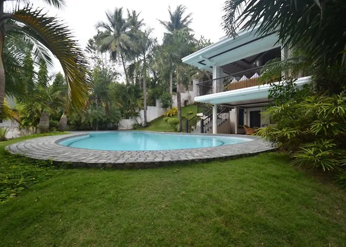 Robinland Vacation Home
