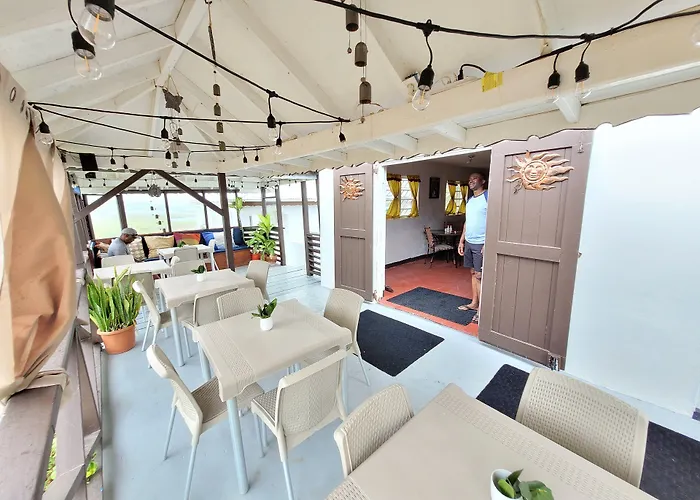 Ellen Bay Inn