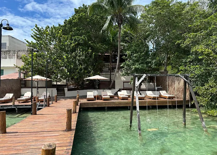 Zelune Luxury Lagoon Resort Bacalar (Adults Only)