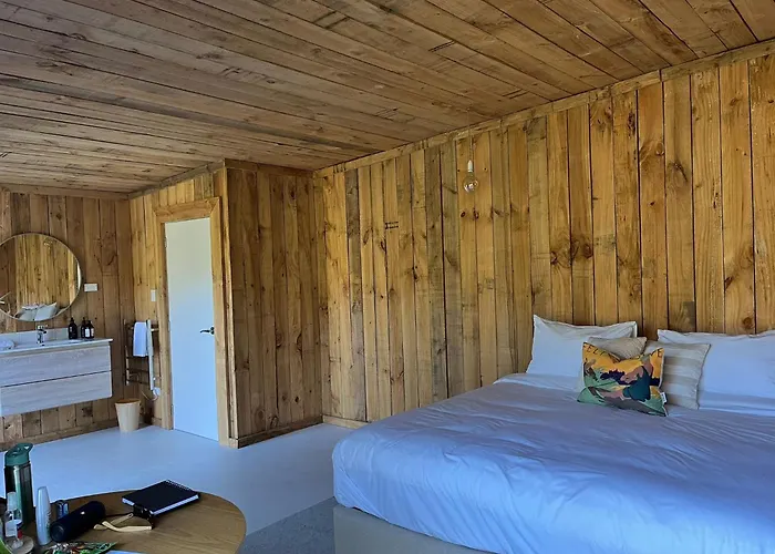 Parohe Island Retreat