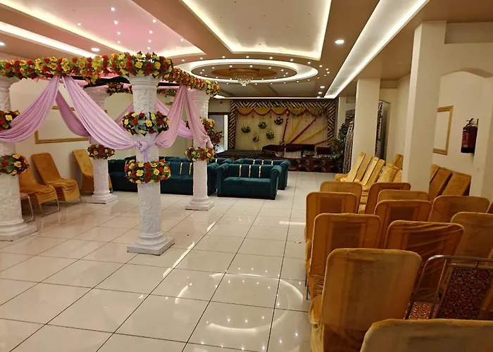 Avadh Garden Marriage Lawn & Guest House