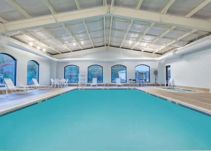 Baymont By Wyndham Bartonsville Poconos