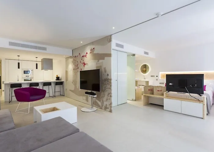 One Ibiza Suites