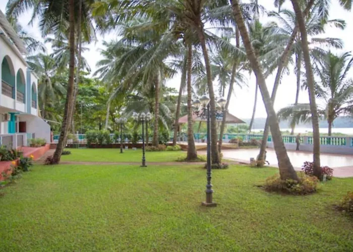 Swimsea Beach Resort, A Beach Property