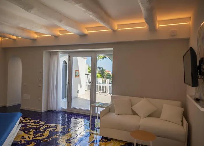 Decori Suites Amalfi Coast