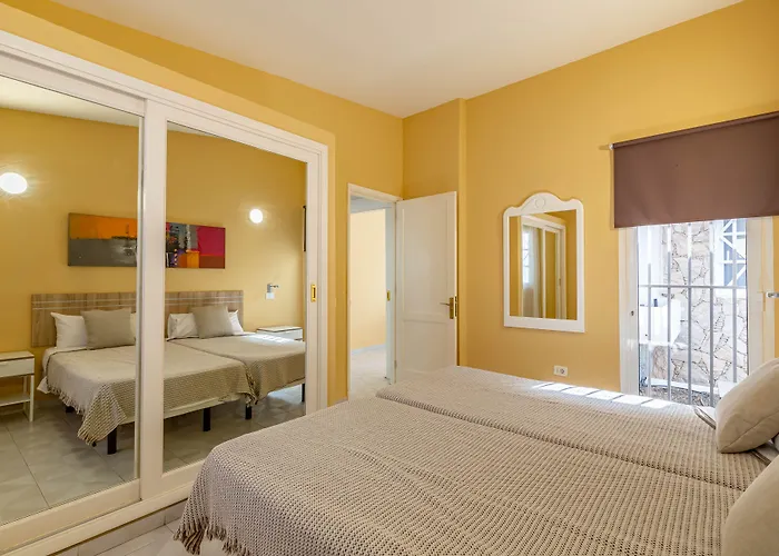 Vista Verde - Adults Only