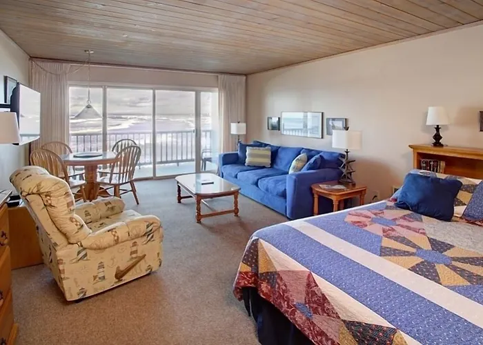 Lanai At The Cove