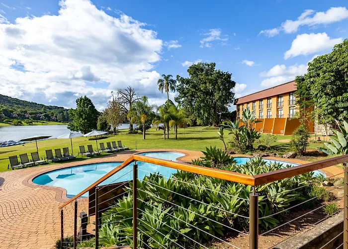 African Sky Hotels - Pine Lake Inn
