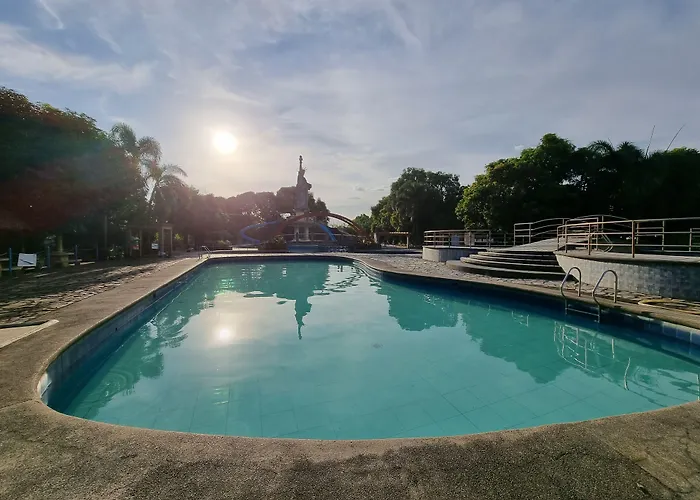 Libertyland Waterpark Resort