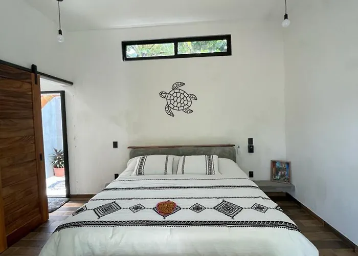 Hostel Flakos