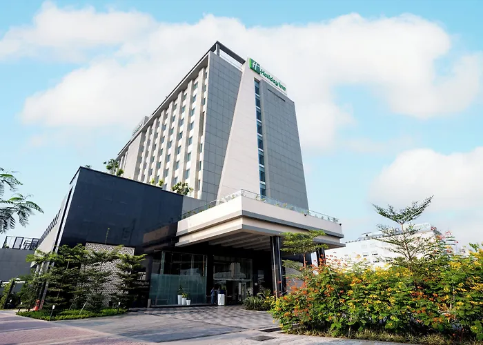 Holiday Inn Lucknow Airport By Ihg
