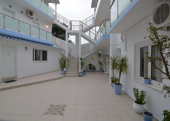 Areti Hotel