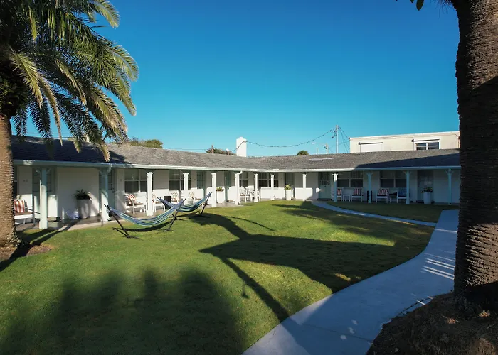 The Islander Inn