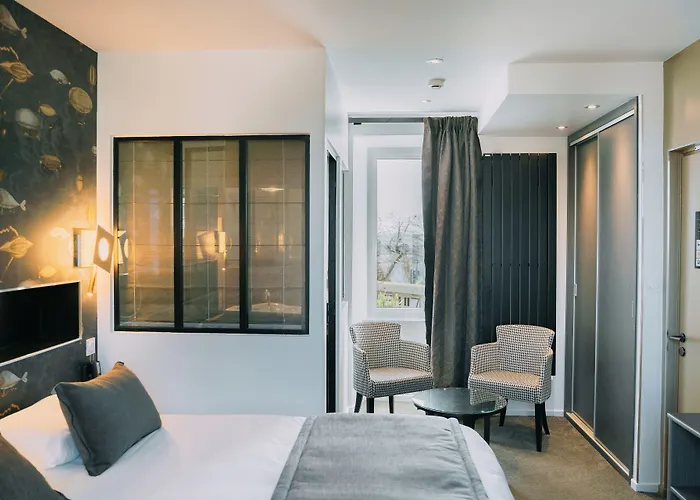 Hotel Les Agapanthes-Logis Hotel