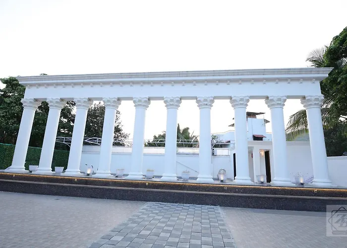 Rose Garden Resort Daulatabad Fort