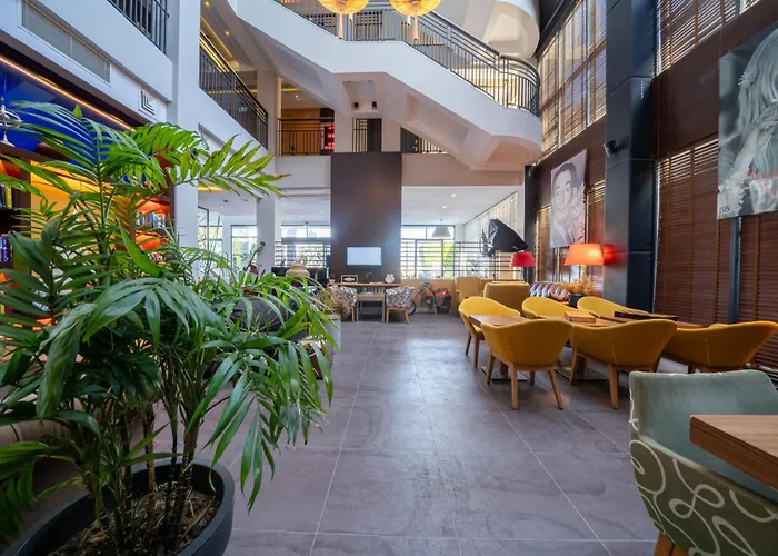 Cettia Beach Resort (Adults Only)