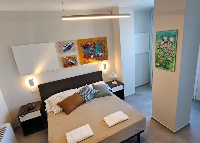 Hotel Caravel