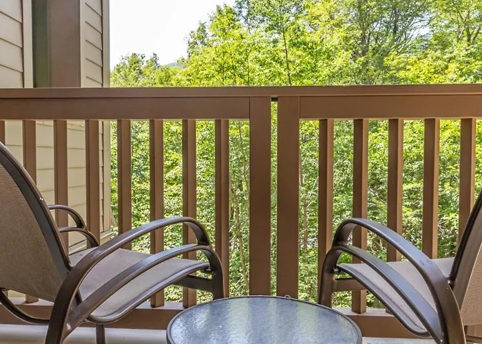1117 Lodge At Spruce Peak Ski In Ski In Ski Out King Studio By Stowe Mountain Rentals