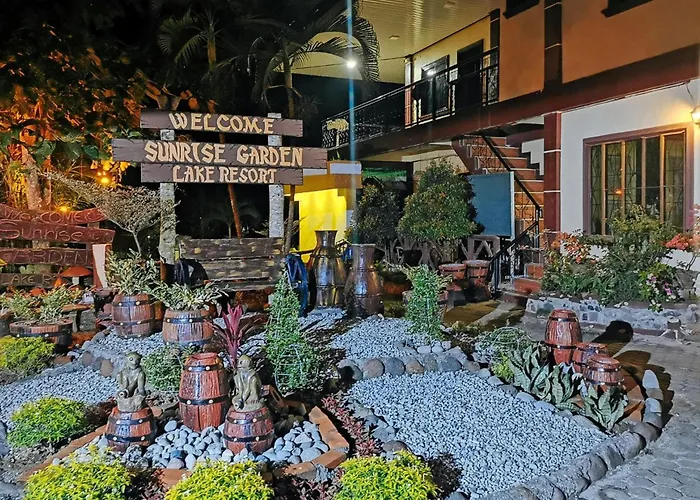 Sunrise Garden Lake Resort